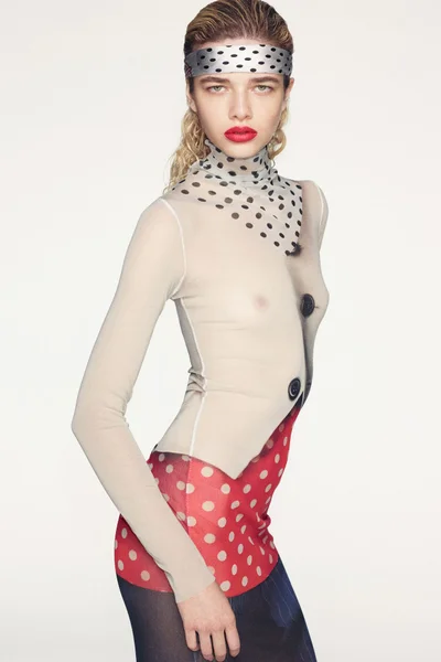 Look 18